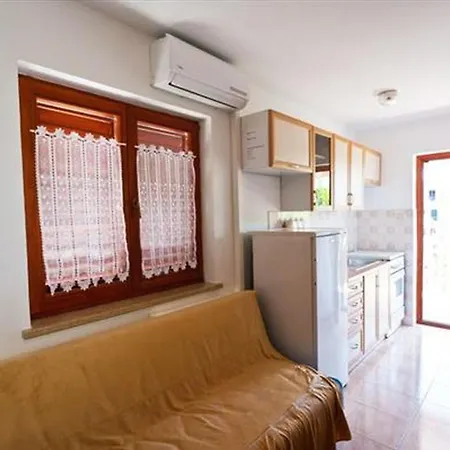 Apartments Katic Vantacici Extérieur photo
