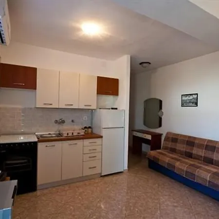 Apartments Katic Vantacici Extérieur photo