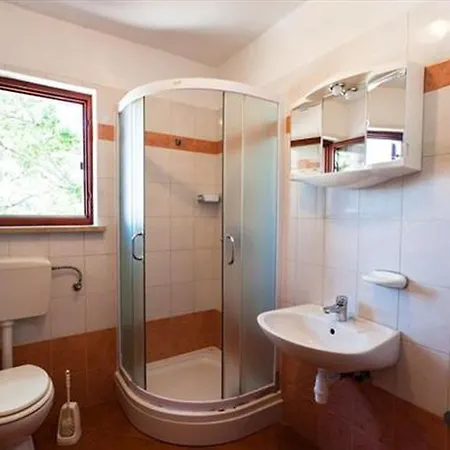Apartments Katic Vantacici Extérieur photo