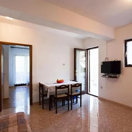 Apartments Katic Vantacici Extérieur photo