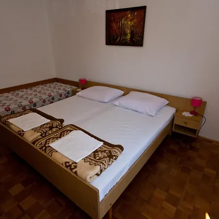 Apartments Katic Vantacici Extérieur photo