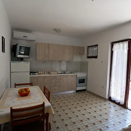 Apartments Katic Vantacici Extérieur photo