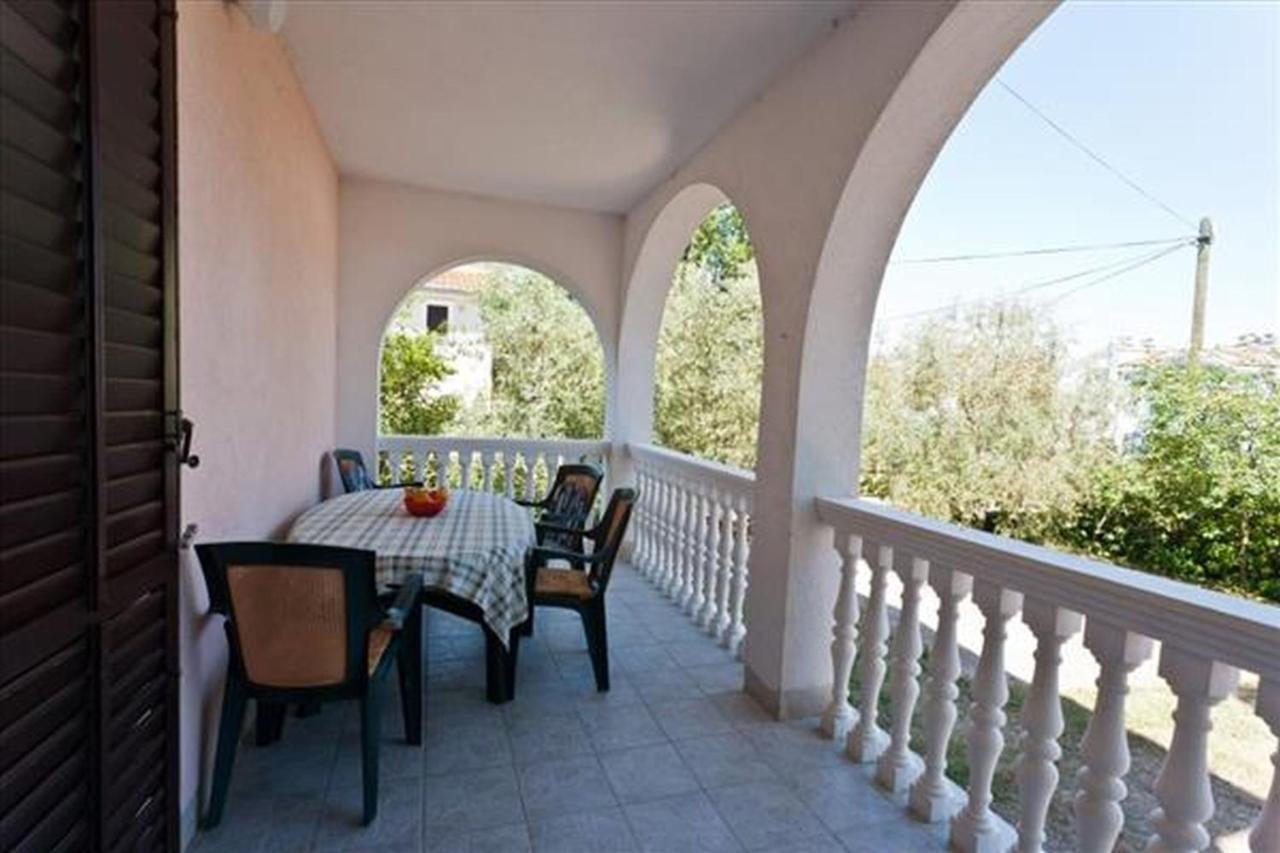 Katic Apartment Vantacici