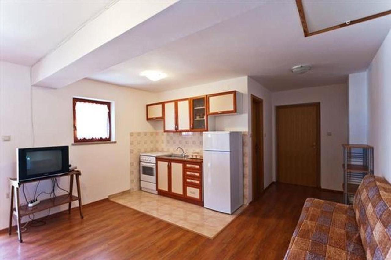Katic Apartment *